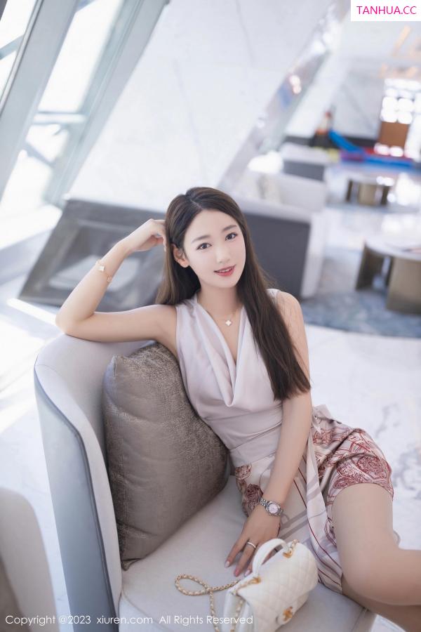唐安琪  [XiuRen]高清写真图 2023.08.21 No.7264 唐安琪 珠三角旅拍第13张图片